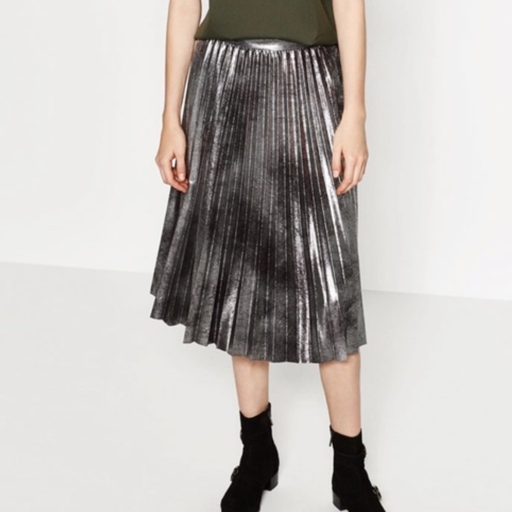 Zara Metallic Pleated Skirt